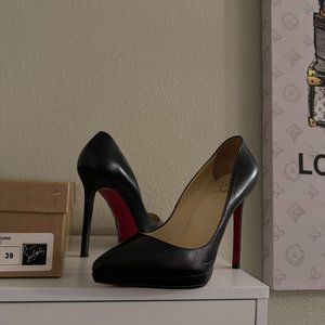Christian Louboutin Black Pigalle 39